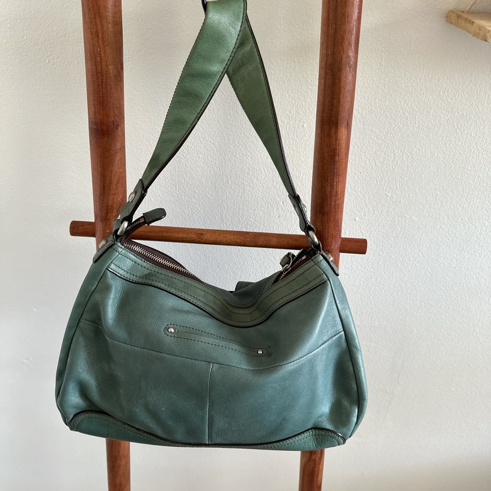 Y2K buckle bag in sage green - Picture 4 of 8